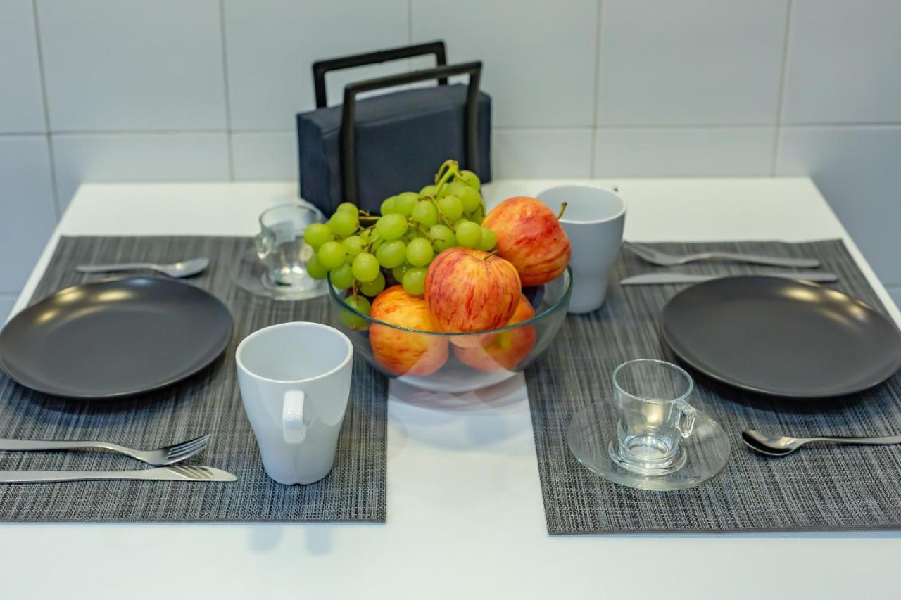 Imperium House - Appartamento Con Giardino Privato, 3 Minuti Da Metro Piazza Bologna, A-C, روما المظهر الخارجي الصورة
